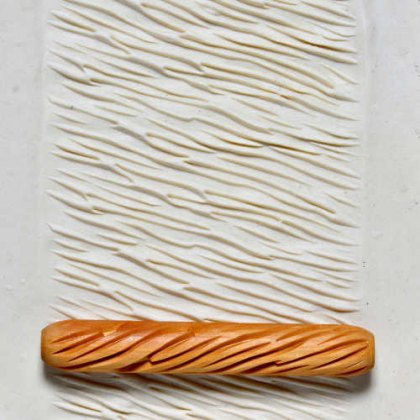 MKM Diagonal Ridges Wooden Hand Roller HR-01 MKM Diagonal Ridges Wooden Hand Roller HR-01