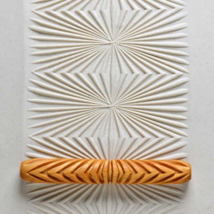 MKM Starburst Wooden Hand Roller HR-13