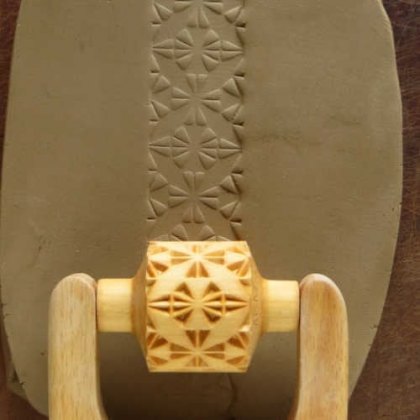 MKM Roller 3cm Leaf Quilt Block RM-009