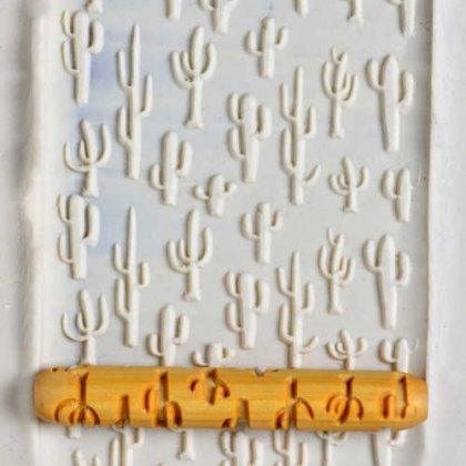 MKM Saguaro Paradise Wooden Hand Roller HR-49