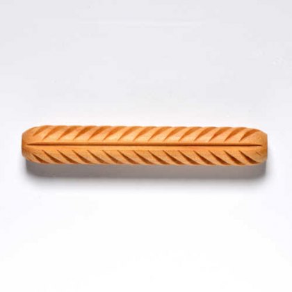 MKM Herringbone Pattern Wooden Hand Roller HR-62