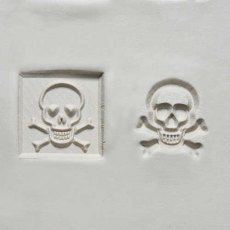 MKM Medium Square Double Ended Skull & Crossbones Stamp SSM-150