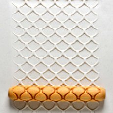 MKM Fish Scales Wooden Hand Roller HR-56