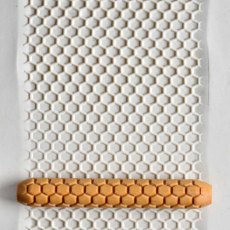 MKM Honeycomb Wooden Hand Roller HR-066