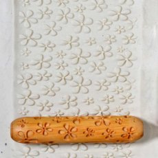 MKM Flower Power Wooden 12cm BIG Hand Roller BHR-07